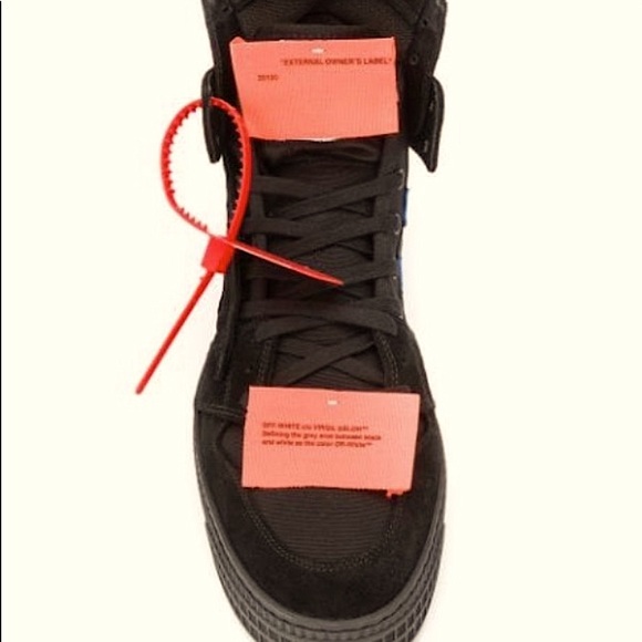 Off-White c/o Virgil Abloh Court Sneaker - NEW